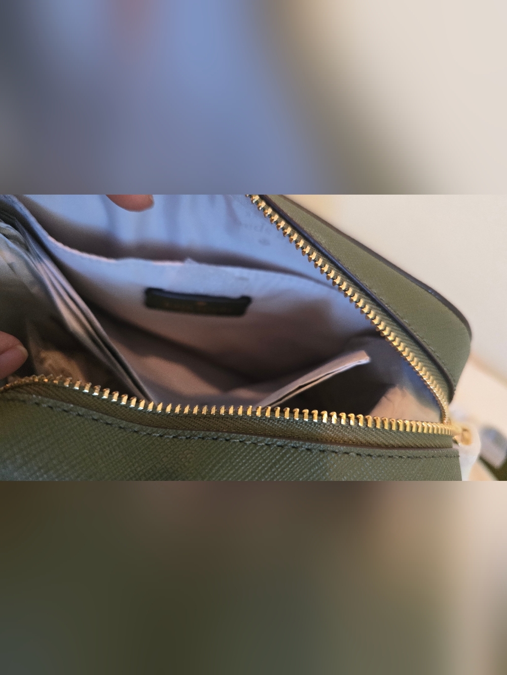 The Kate Spade Oh Snap Floral Camera Bag - Picture 7 of 8